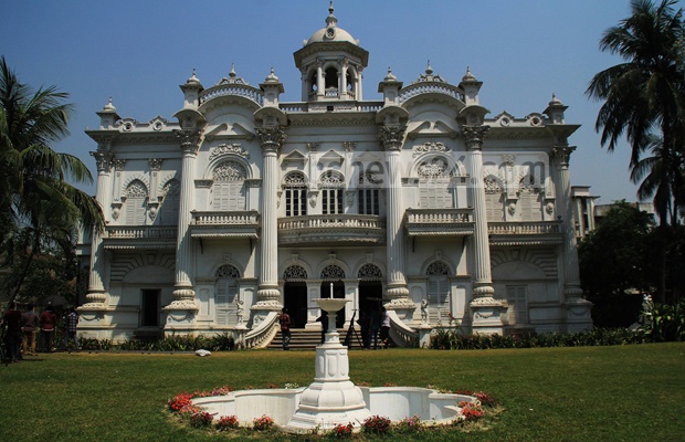 বাংলাদেশ ফুটবল দলকে প্রধান উপদেষ্টার অভিনন্দন